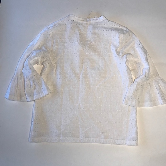 Jennifer&Grace Top White Eyelet Bell Sleeve Small - Picture 8 of 9